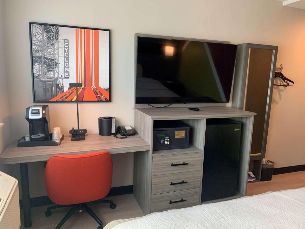 Best Western Plus Brooklyn-Prospect Park Nova Iorque Exterior foto